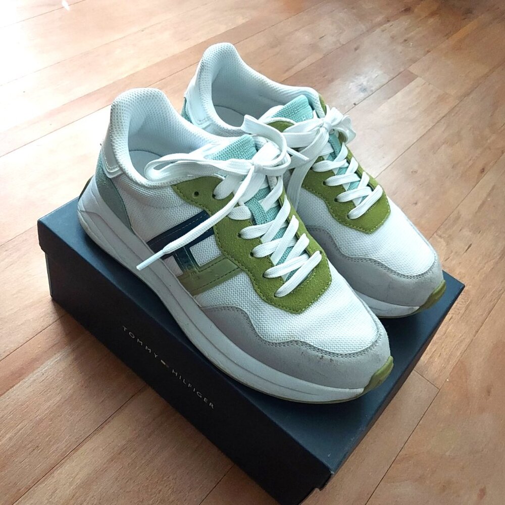 Tommy Hilfiger sneakers
